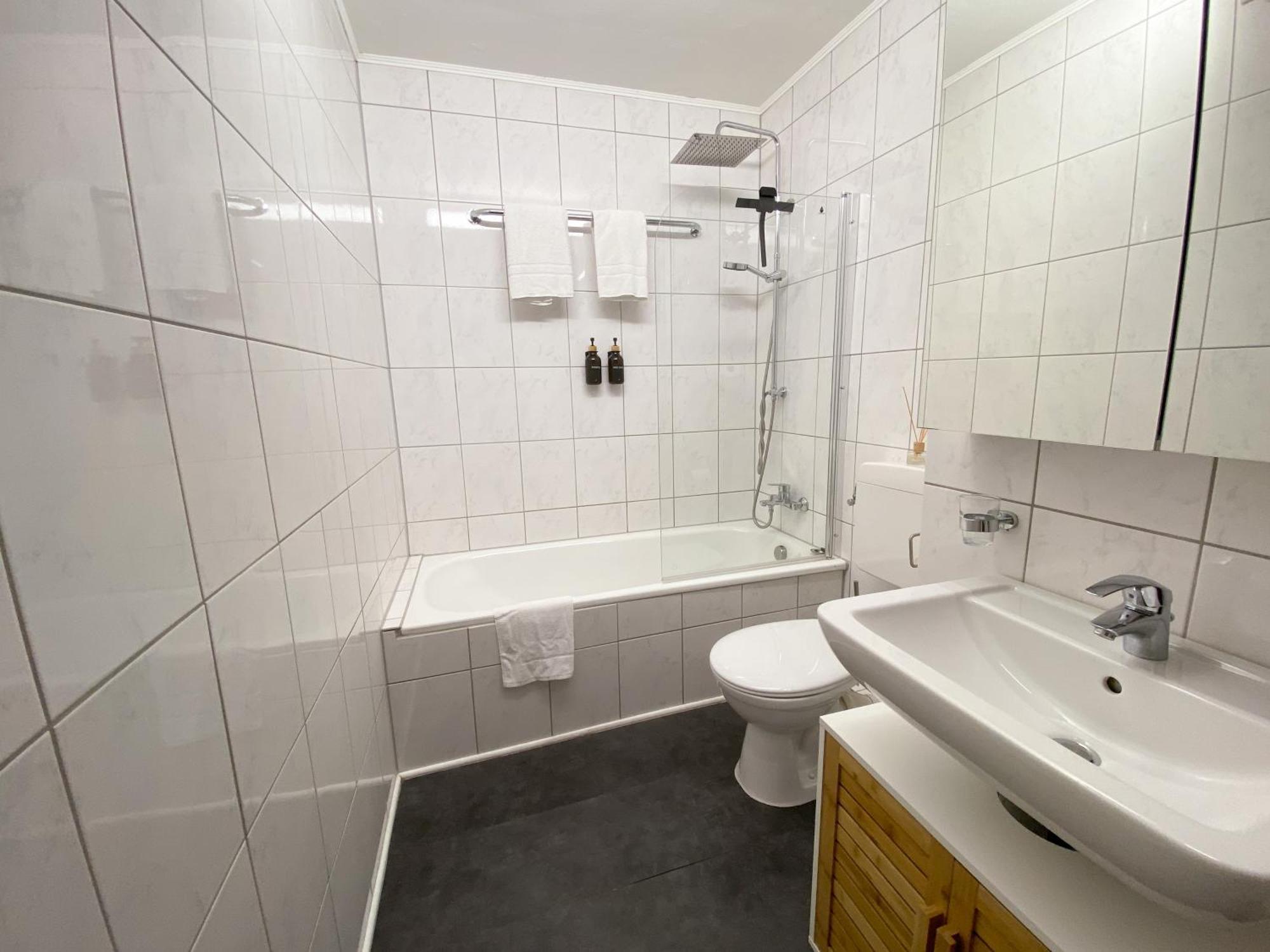 Apartment Neuss-Duesseldorf Messe Eksteriør billede